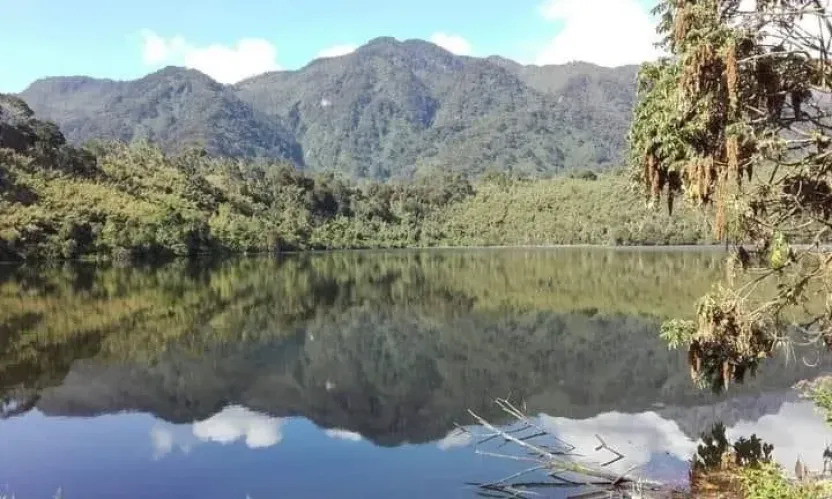 Lake Mahoma Trail in Rwenzori Mountains Trekking Safari Expeditions
